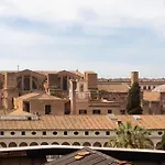 Iflat Minimal Design Apt In The Heart Of Rome
