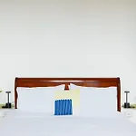 Iflat Minimal Design Apt In The Heart Of Rome
