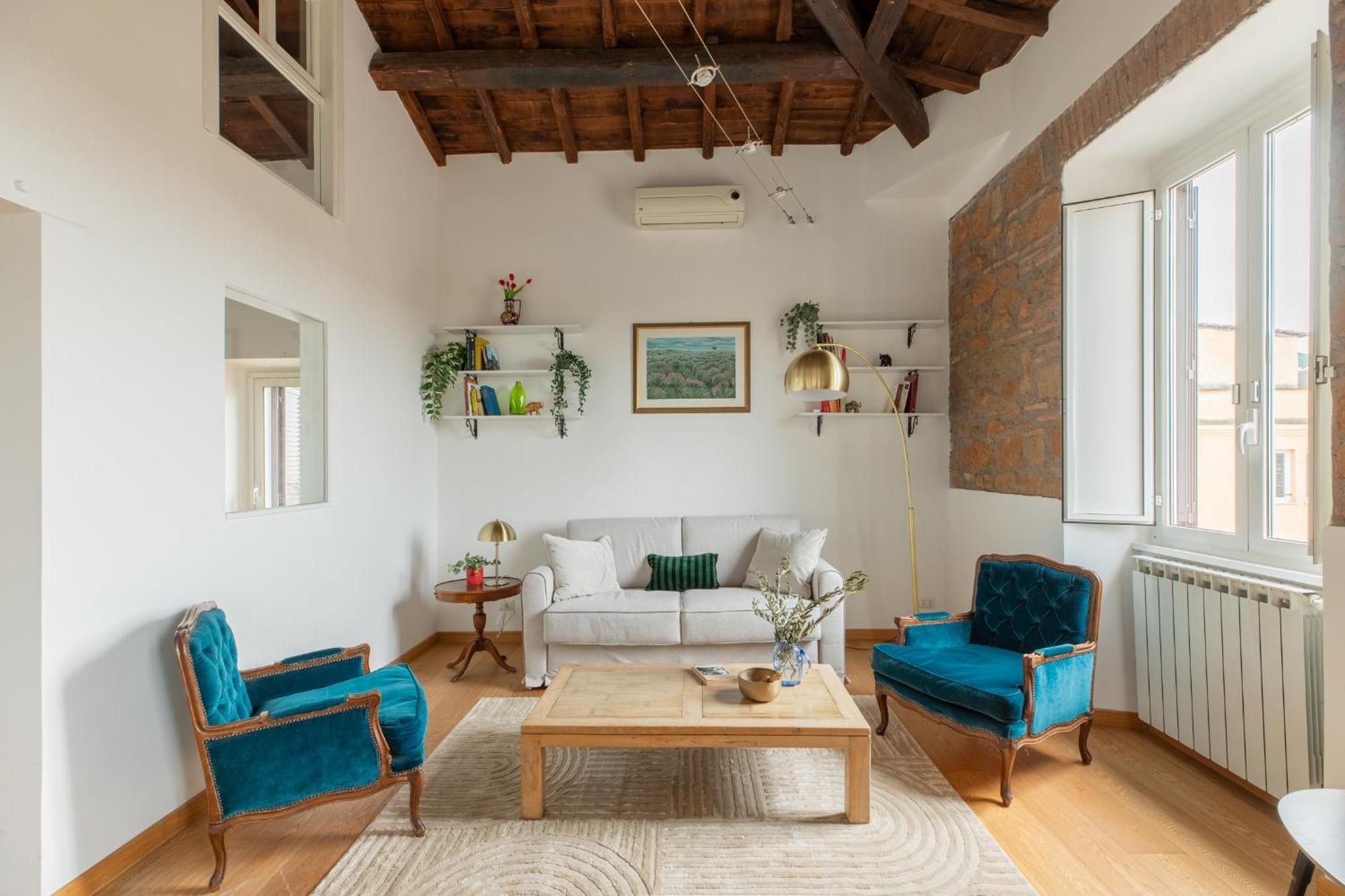 Iflat Minimal Design In The Heart Of Apartment Rom