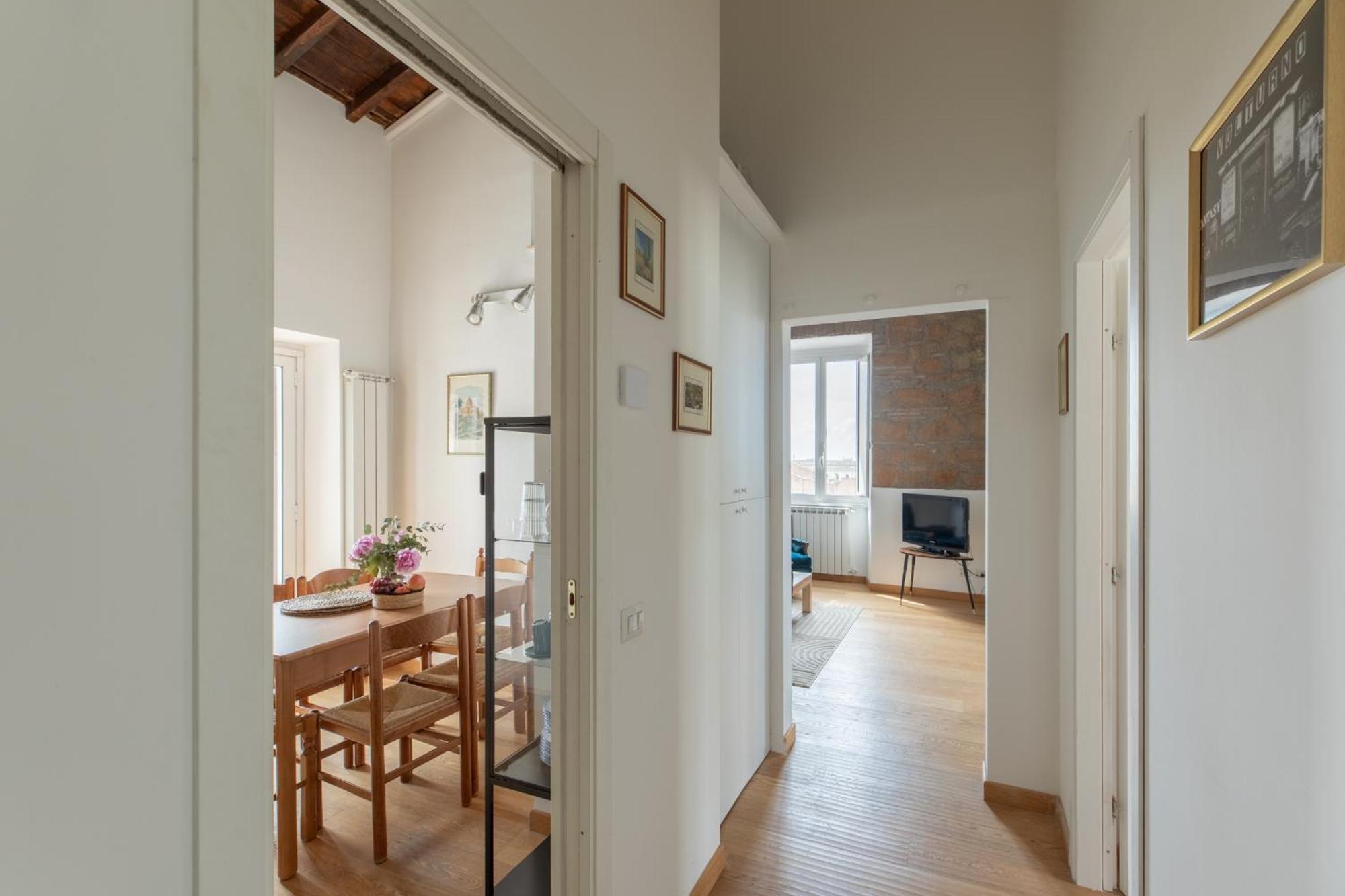 Iflat Minimal Design In The Heart Of *