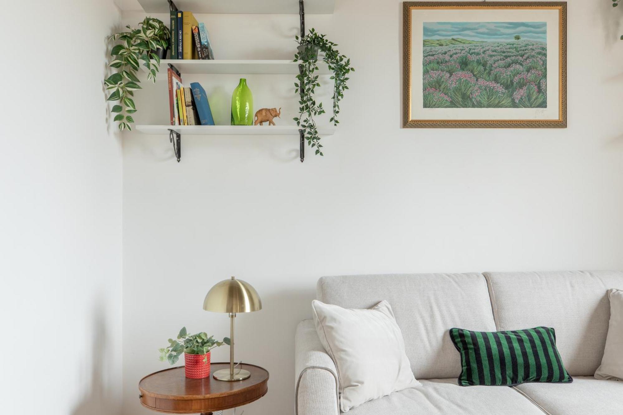 Apartment Iflat Minimal Design In The Heart Of *
