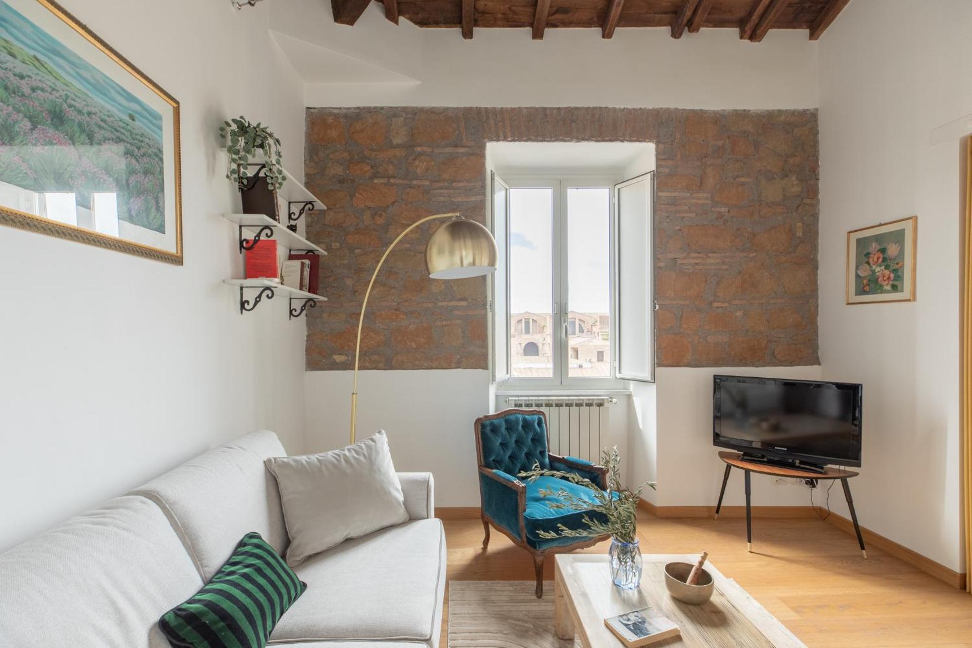 Iflat Minimal Design In The Heart Of Apartment *