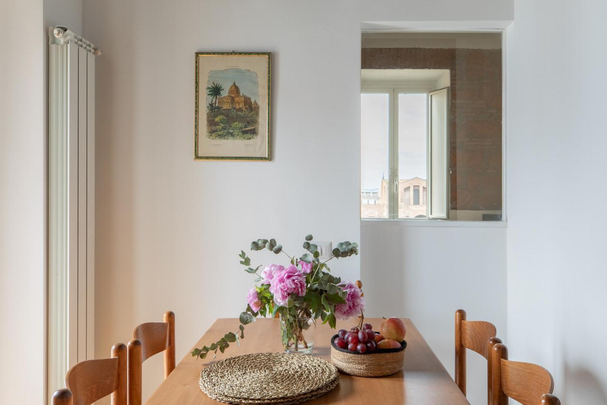 Iflat Minimal Design In The Heart Of Apartment *