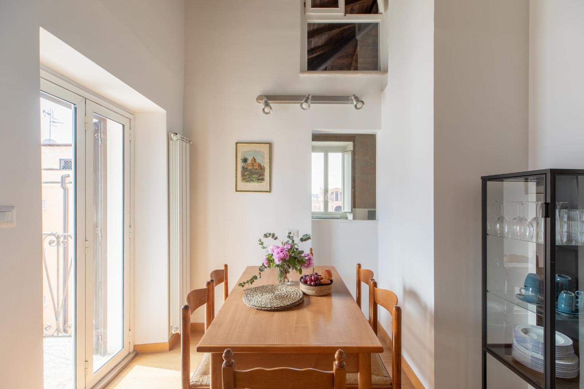 Iflat Minimal Design In The Heart Of Apartment
